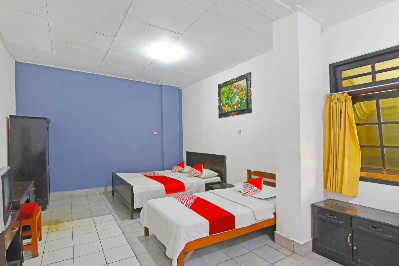 Oyo 3244 Grand Chandra Hotel Denpasar Kültér fotó