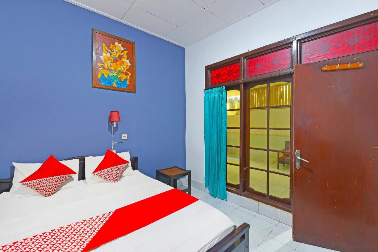 Oyo 3244 Grand Chandra Hotel Denpasar Kültér fotó