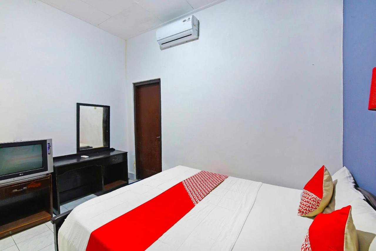 Oyo 3244 Grand Chandra Hotel Denpasar Kültér fotó