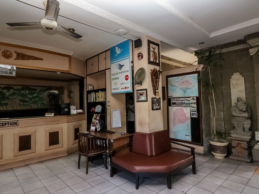 Oyo 3244 Grand Chandra Hotel Denpasar Kültér fotó